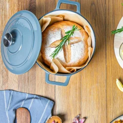 4.5L Cast Iron Casserole Dish