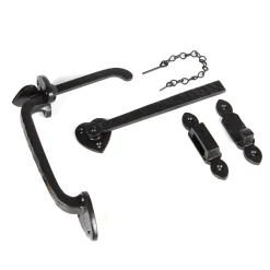 240mm Black Arrowhead Suffolk Latch